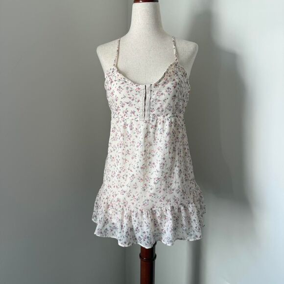 American Eagle Outfitters floral cami Size medium - Picture 1 of 4